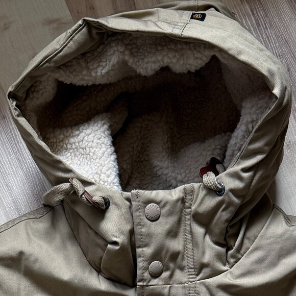 Women's Winter Parka - Picture 2 of 15